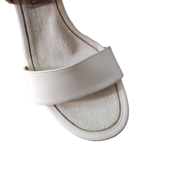 Salvatore Ferragamo Leather Strap Block Heels Shoes - Picture 14 of 16